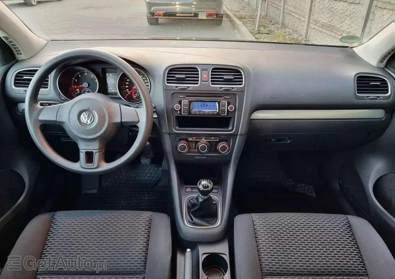 VOLKSWAGEN Golf VI 1.4 Comfortline