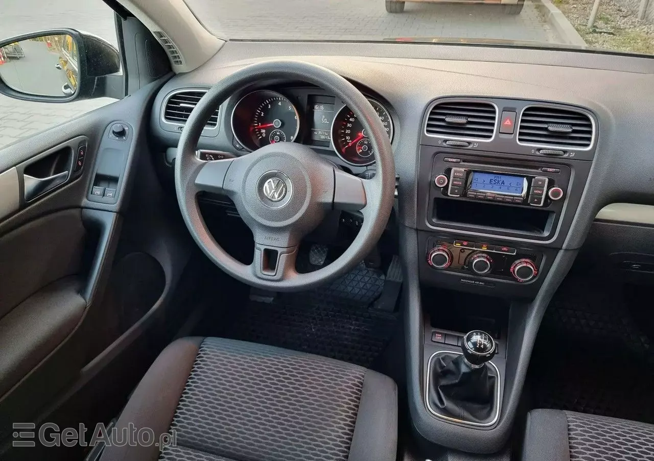 VOLKSWAGEN Golf VI 1.4 Comfortline