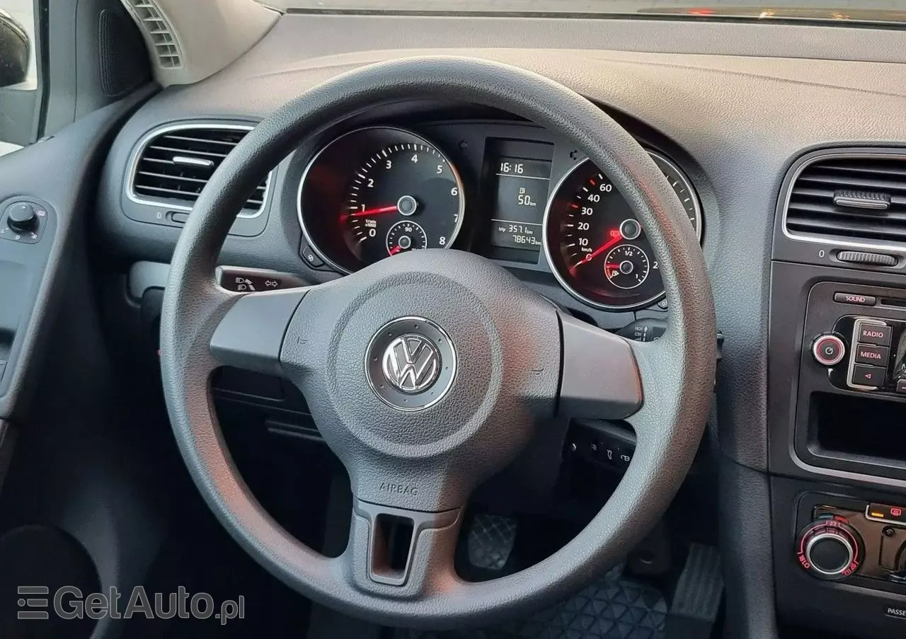 VOLKSWAGEN Golf VI 1.4 Comfortline