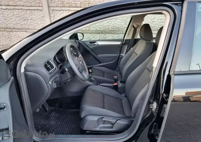 VOLKSWAGEN Golf VI 1.4 Comfortline