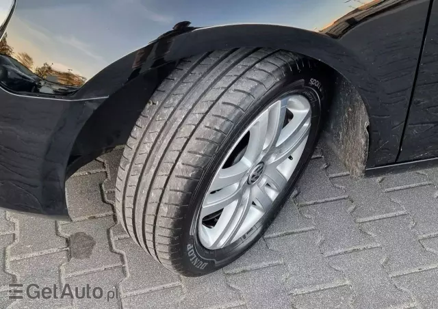 VOLKSWAGEN Golf VI 1.4 Comfortline