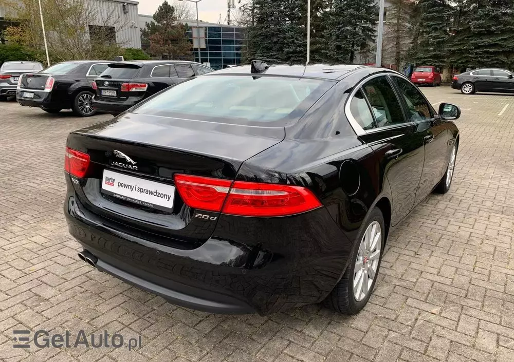 JAGUAR XE 2.0 D Prestige
