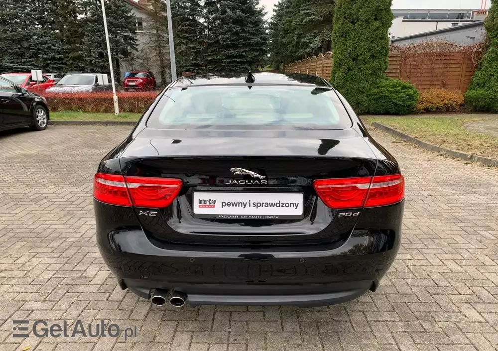 JAGUAR XE 2.0 D Prestige