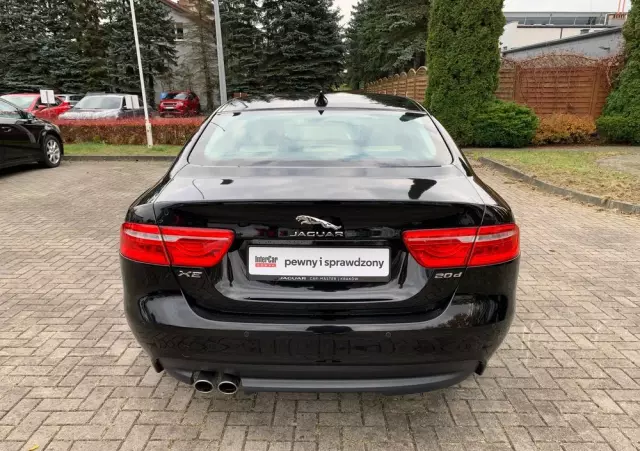 JAGUAR XE 2.0 D Prestige