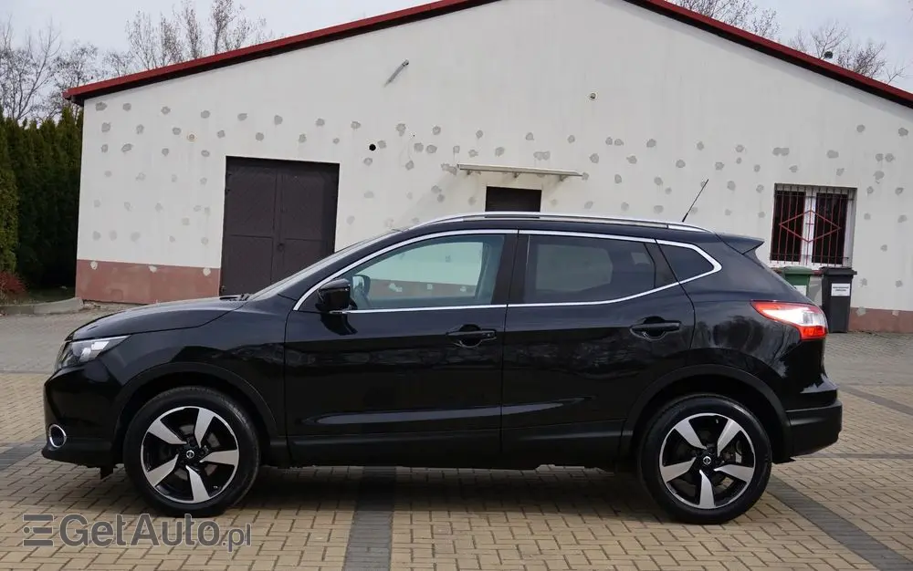 NISSAN Qashqai 1.6 DIG-T 360