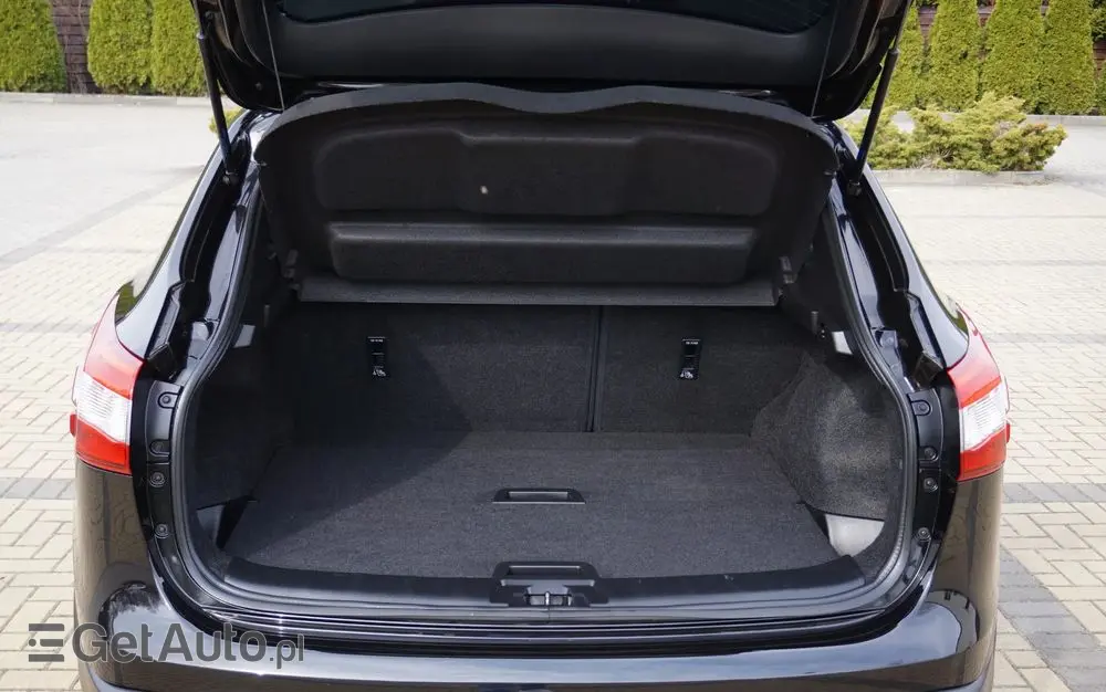 NISSAN Qashqai 1.6 DIG-T 360