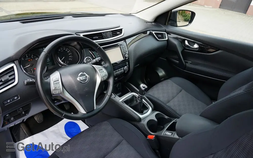 NISSAN Qashqai 1.6 DIG-T 360