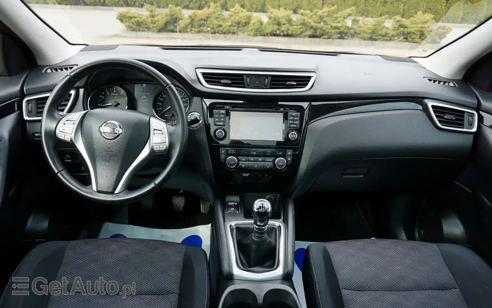 NISSAN Qashqai 1.6 DIG-T 360