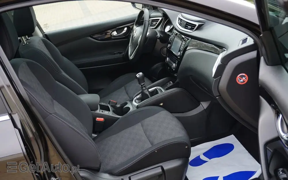 NISSAN Qashqai 1.6 DIG-T 360