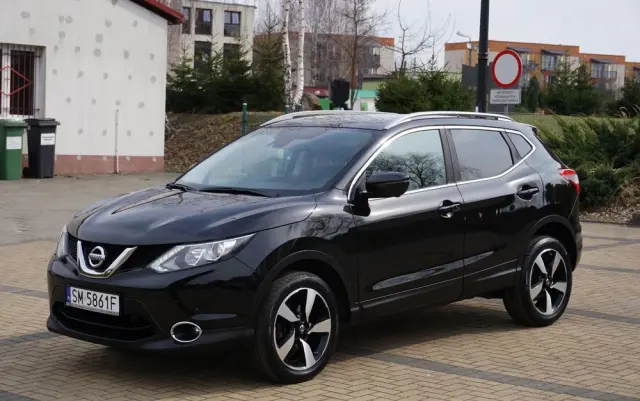 NISSAN Qashqai 1.6 DIG-T 360