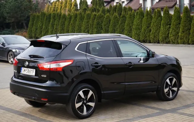 NISSAN Qashqai 1.6 DIG-T 360