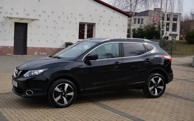 NISSAN Qashqai 1.6 DIG-T 360