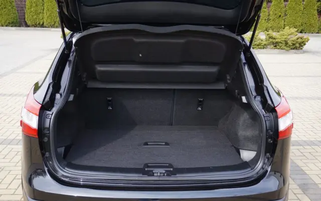 NISSAN Qashqai 1.6 DIG-T 360