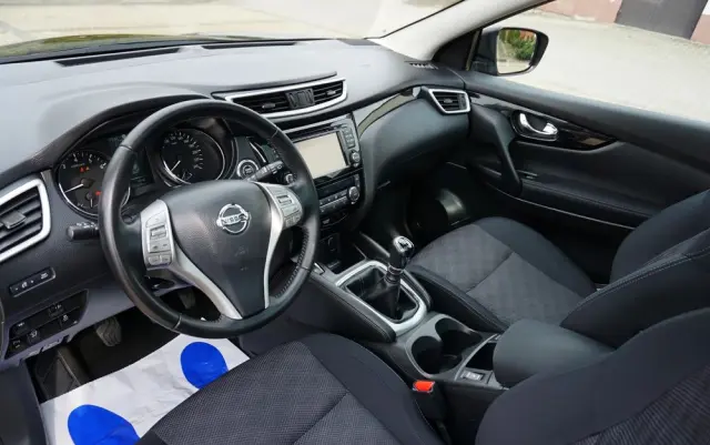 NISSAN Qashqai 1.6 DIG-T 360
