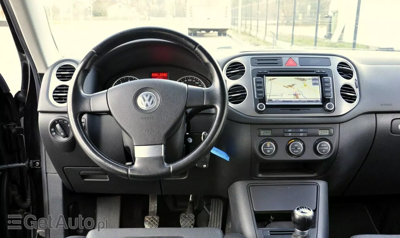 VOLKSWAGEN Tiguan 1.4 TSI 4Motion Track & Field