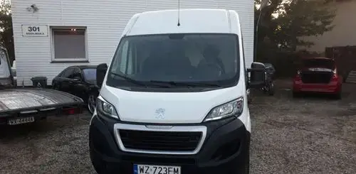 PEUGEOT Boxer 