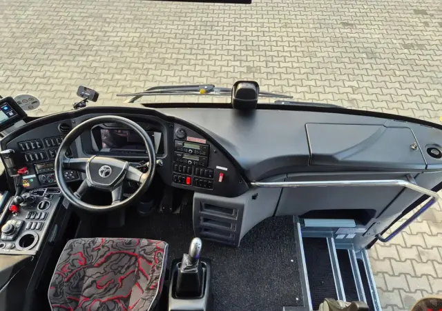 TEMSA HD 13 / SPROWADZONA / 59 MIEJSC / WINDA / WC / AUTOMAT 