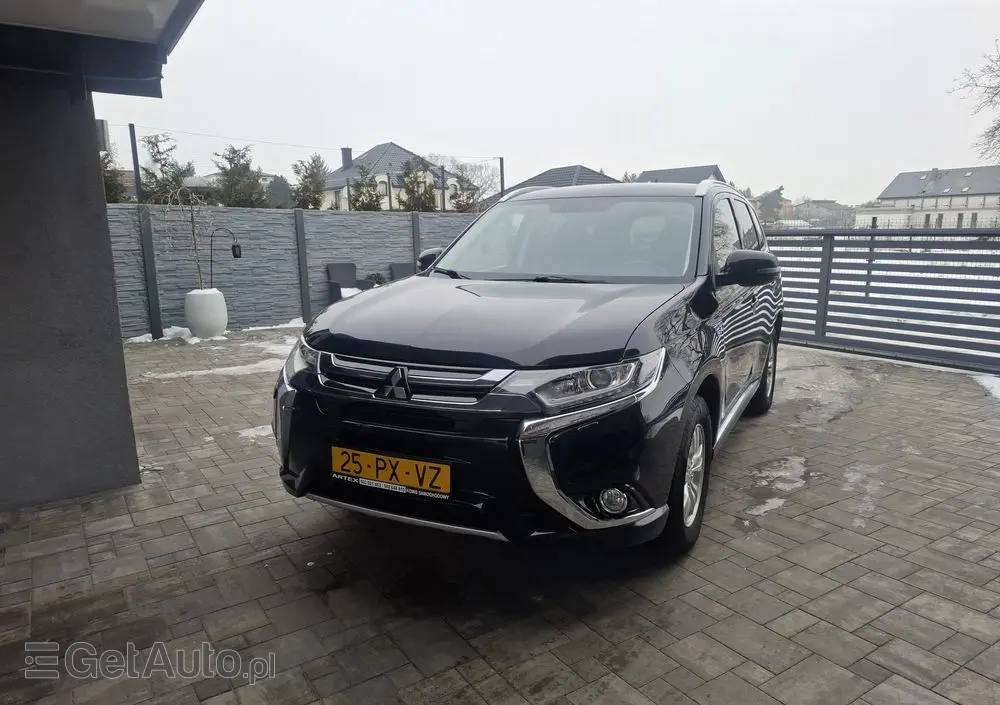 MITSUBISHI Outlander 2.0 4WD
