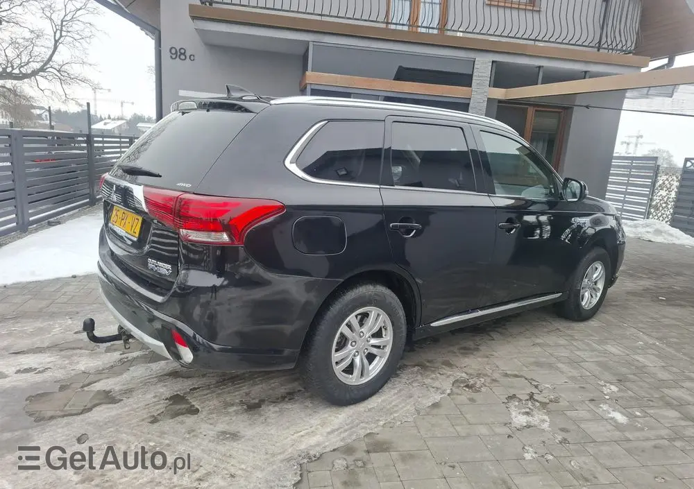 MITSUBISHI Outlander 2.0 4WD