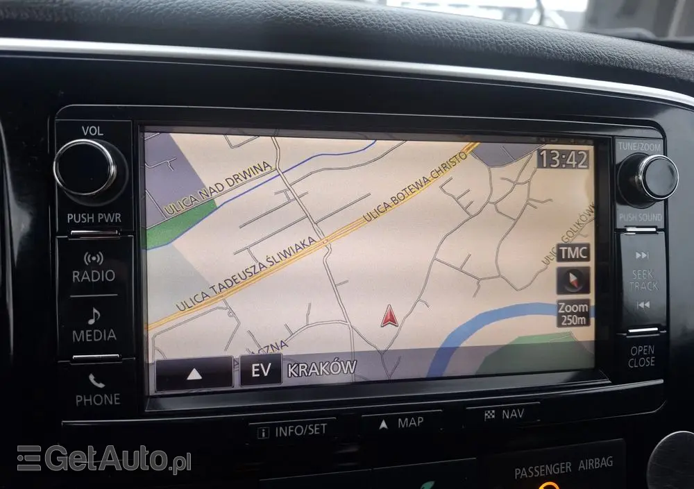 MITSUBISHI Outlander 2.0 4WD