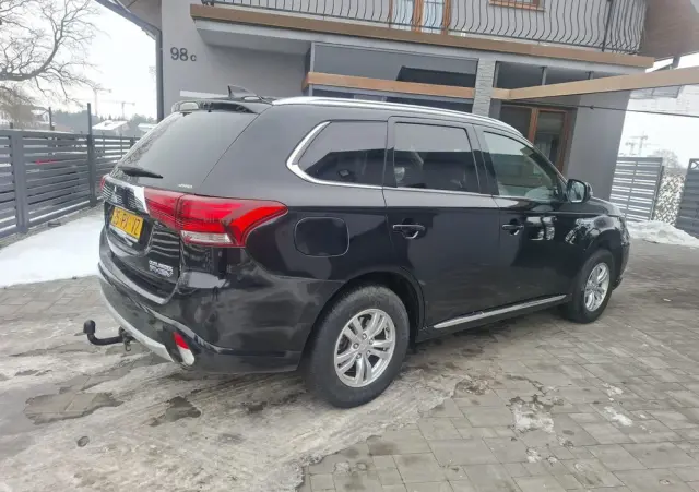 MITSUBISHI Outlander 2.0 4WD