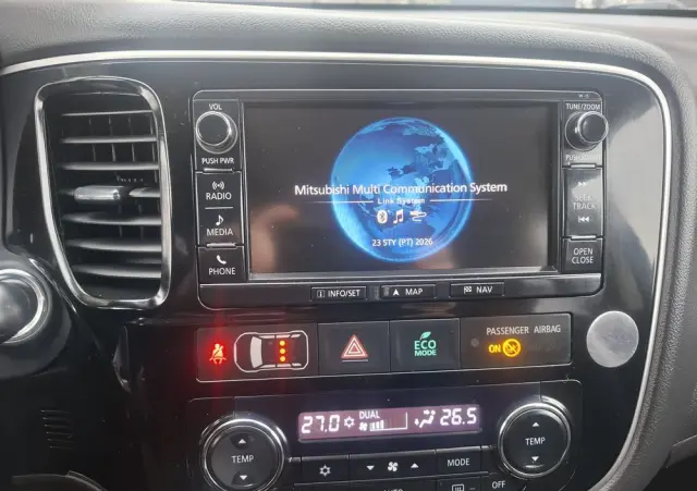 MITSUBISHI Outlander 2.0 4WD