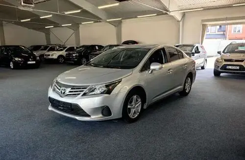 TOYOTA Avensis 