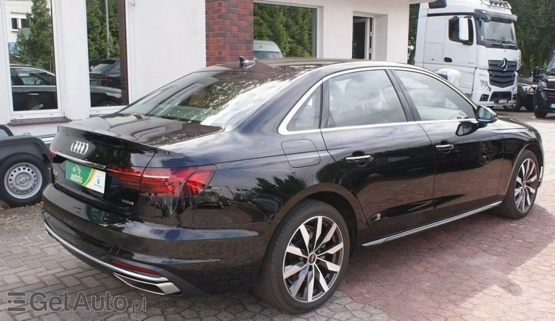 AUDI A4 