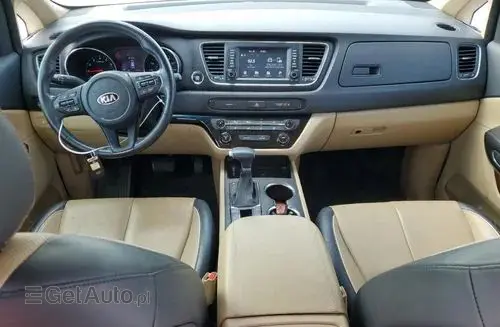 KIA Sedona 