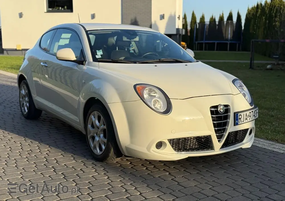 ALFA ROMEO Mito 
