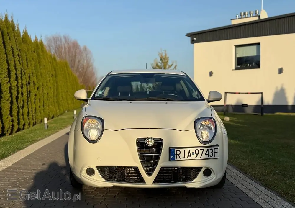 ALFA ROMEO Mito 