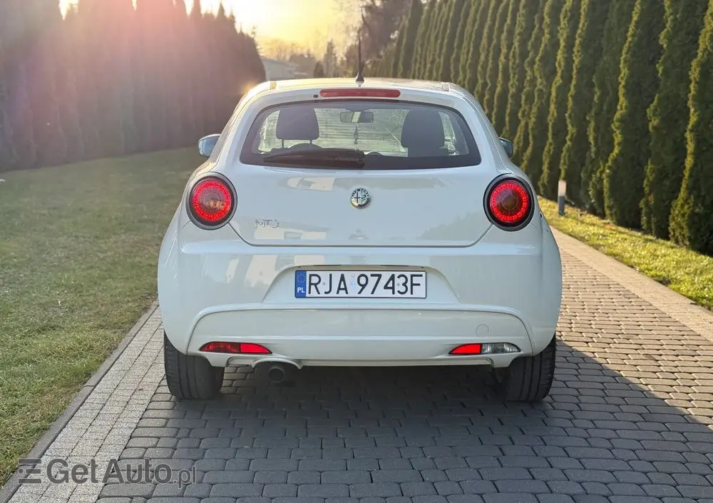 ALFA ROMEO Mito 