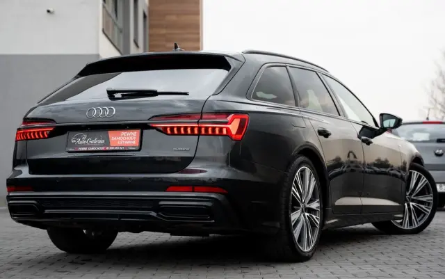 AUDI A6 Avant 55 TFSI e quattro S tronic sport