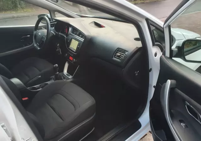 KIA Ceed 1.6 GDI SW Platinum Edition