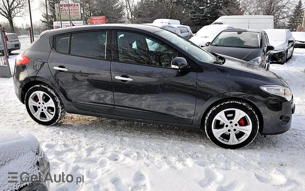 RENAULT Megane TCe 130 Dynamique