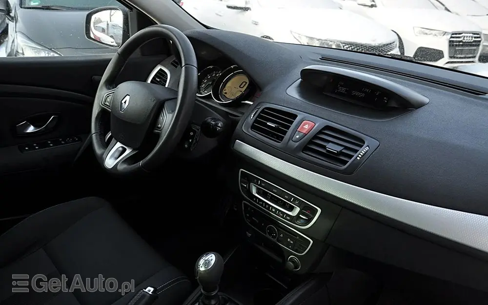 RENAULT Megane TCe 130 Dynamique