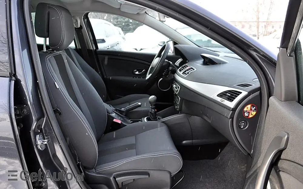 RENAULT Megane TCe 130 Dynamique