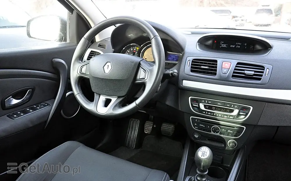 RENAULT Megane TCe 130 Dynamique