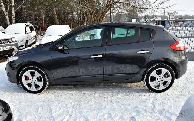 RENAULT Megane TCe 130 Dynamique