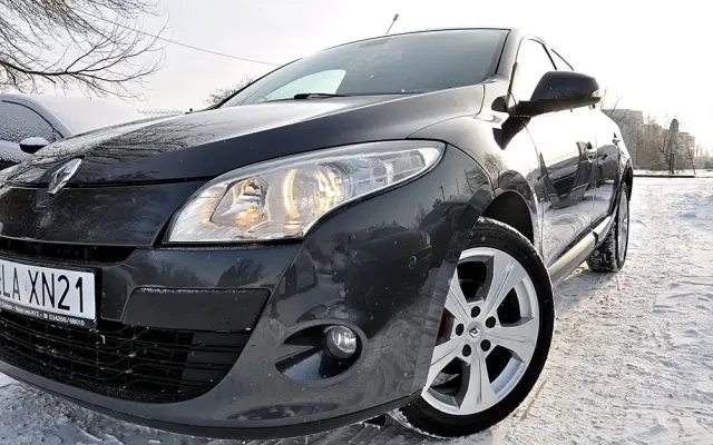 RENAULT Megane TCe 130 Dynamique