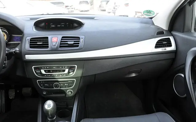 RENAULT Megane TCe 130 Dynamique