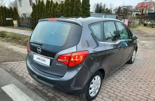 OPEL Meriva 