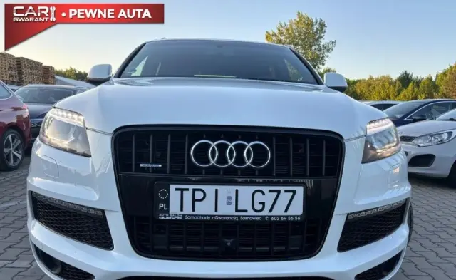 AUDI Q7 
