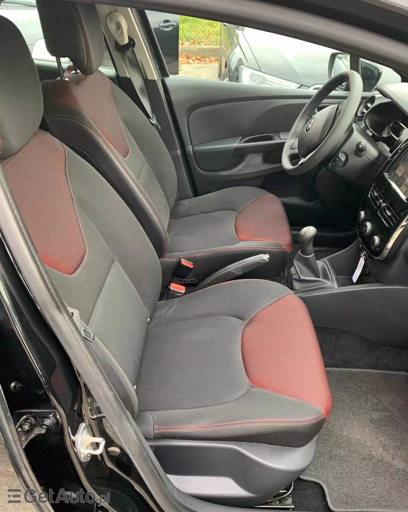 RENAULT Clio 1.2 16V Expression