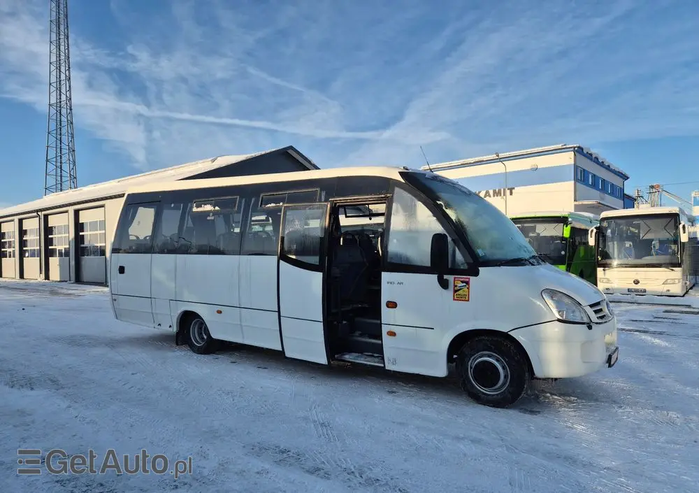 IVECO WING INDCAR / SPROWADZONY / 34 MIEJSCA / MANUAL 