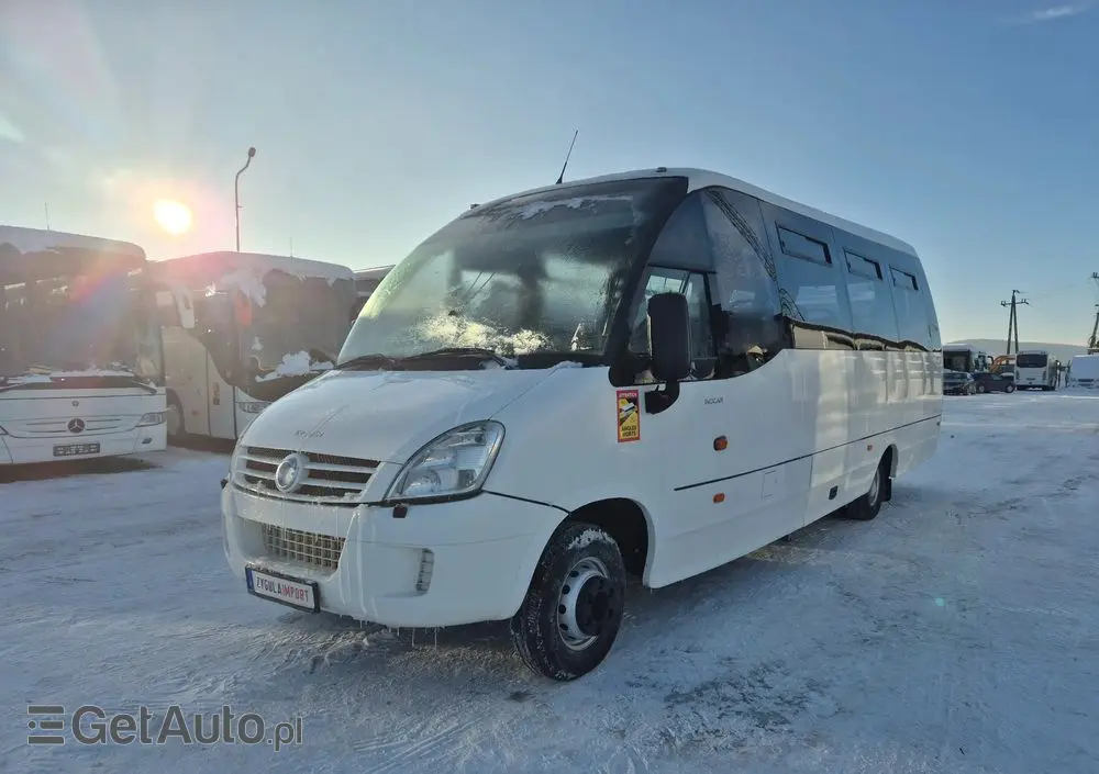 IVECO WING INDCAR / SPROWADZONY / 34 MIEJSCA / MANUAL 