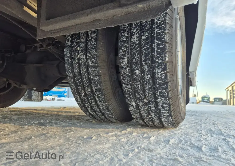 IVECO WING INDCAR / SPROWADZONY / 34 MIEJSCA / MANUAL 