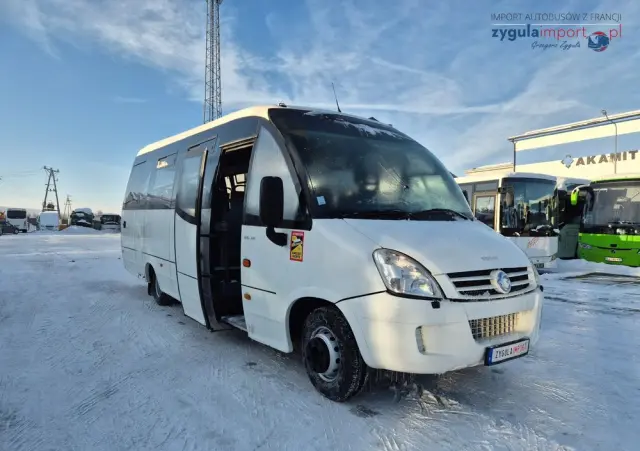 IVECO WING INDCAR / SPROWADZONY / 34 MIEJSCA / MANUAL 