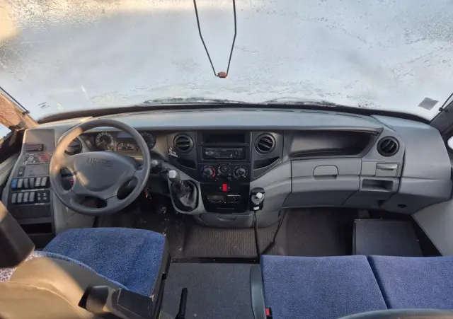 IVECO WING INDCAR / SPROWADZONY / 34 MIEJSCA / MANUAL 