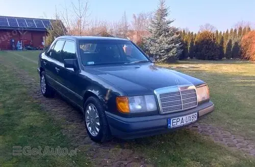 MERCEDES-BENZ Klasa E 